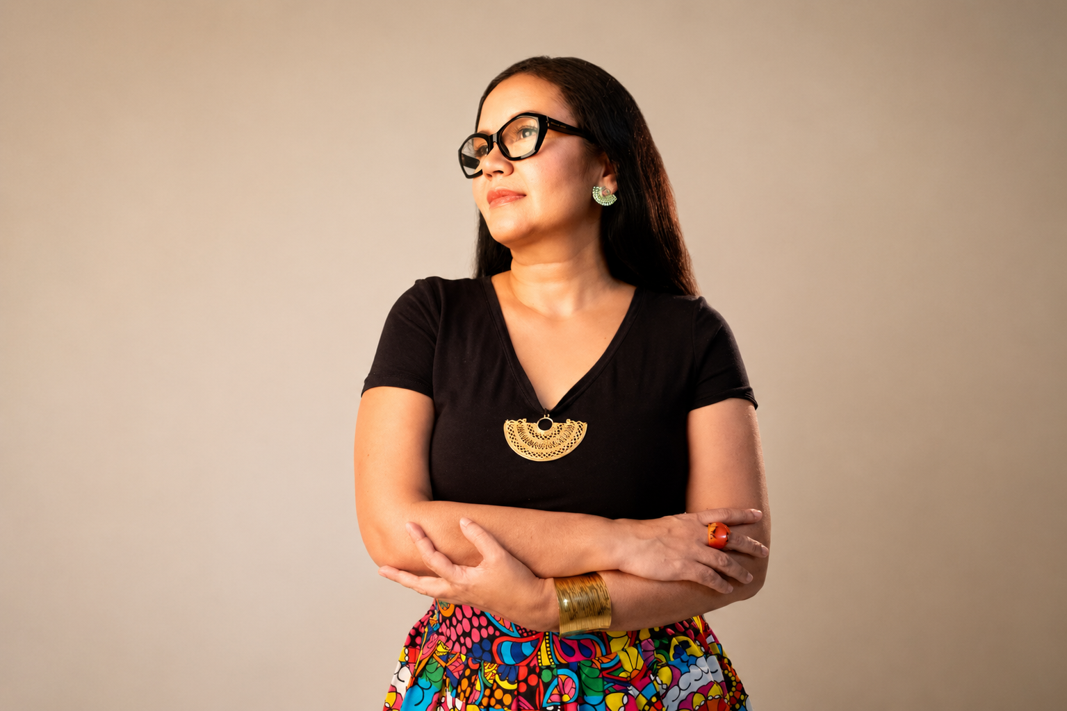 Erika Montilla: «Escribo para existir, para abrazar y para dar voz a los dolores invisibles»